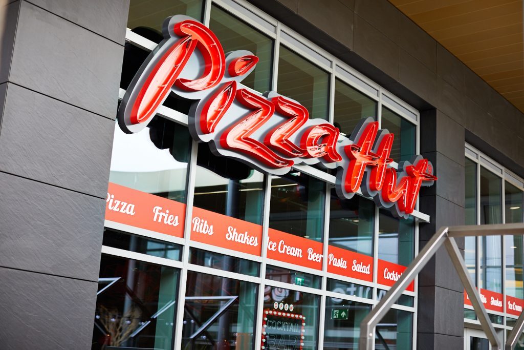 Big Opportunity: Pizza Hut Franchisee Seeking Buyer Amid Labor’s Budget Woes